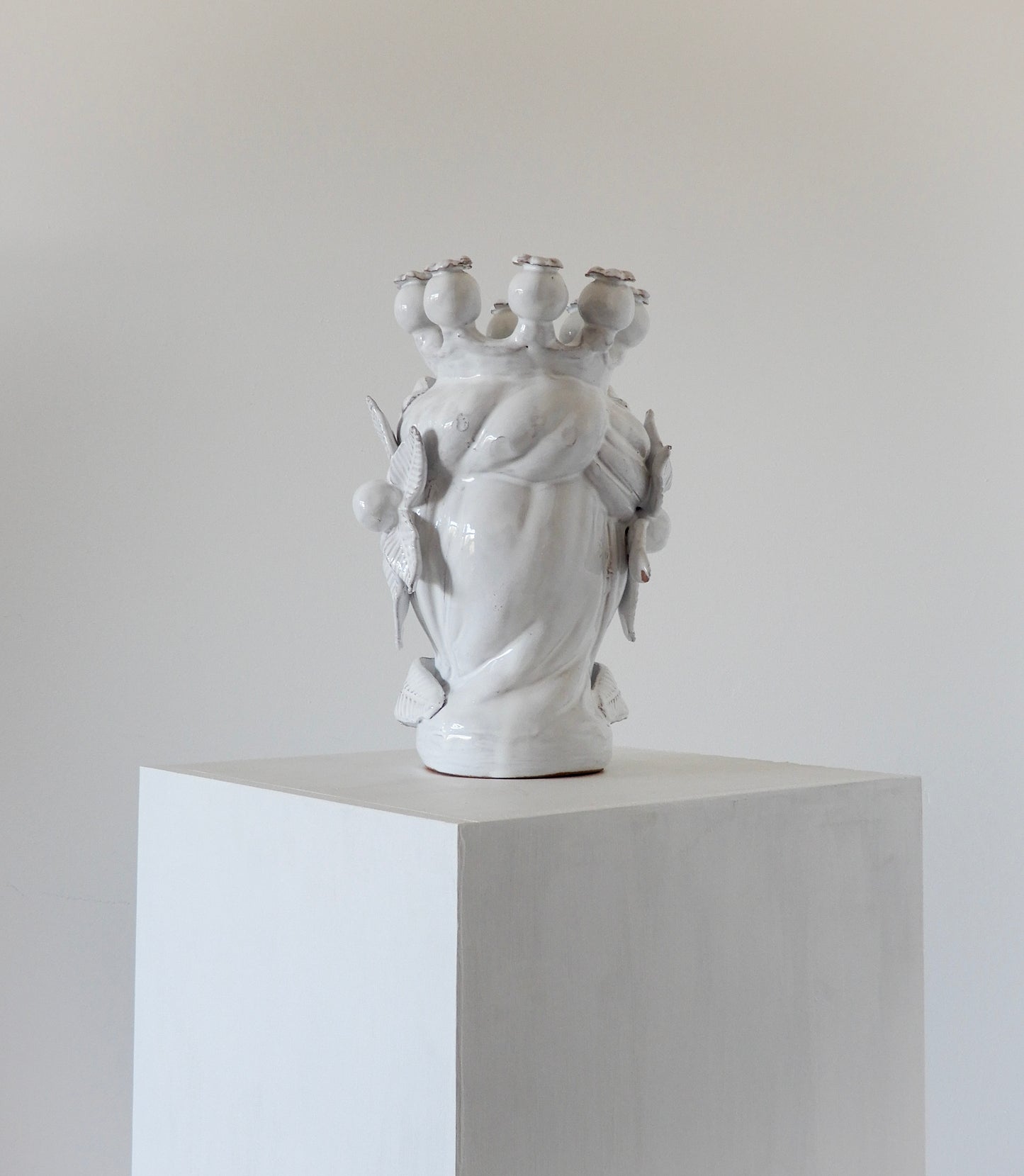 Testa Di Moro White (Large)