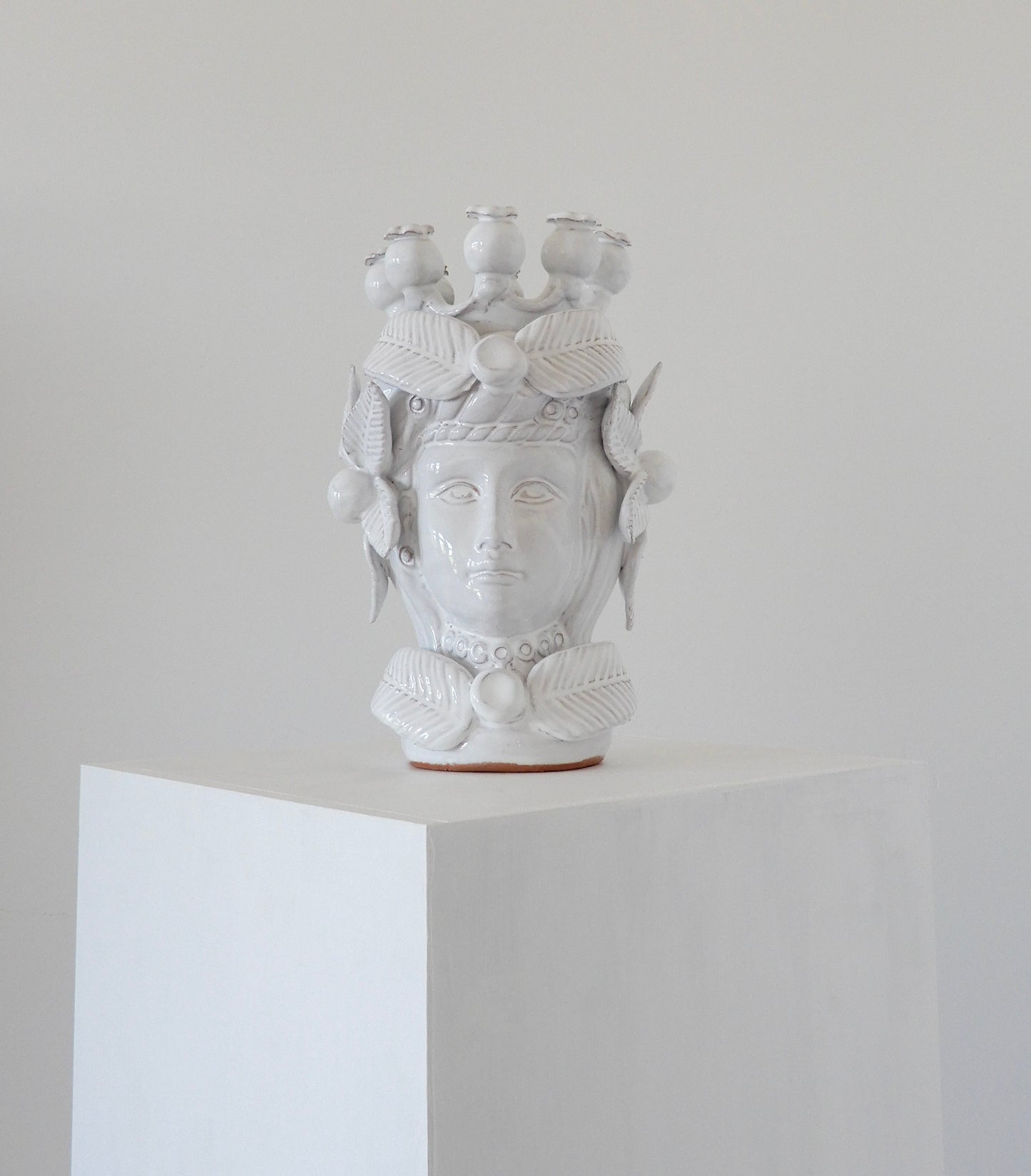 Testa Di Moro White (Large)