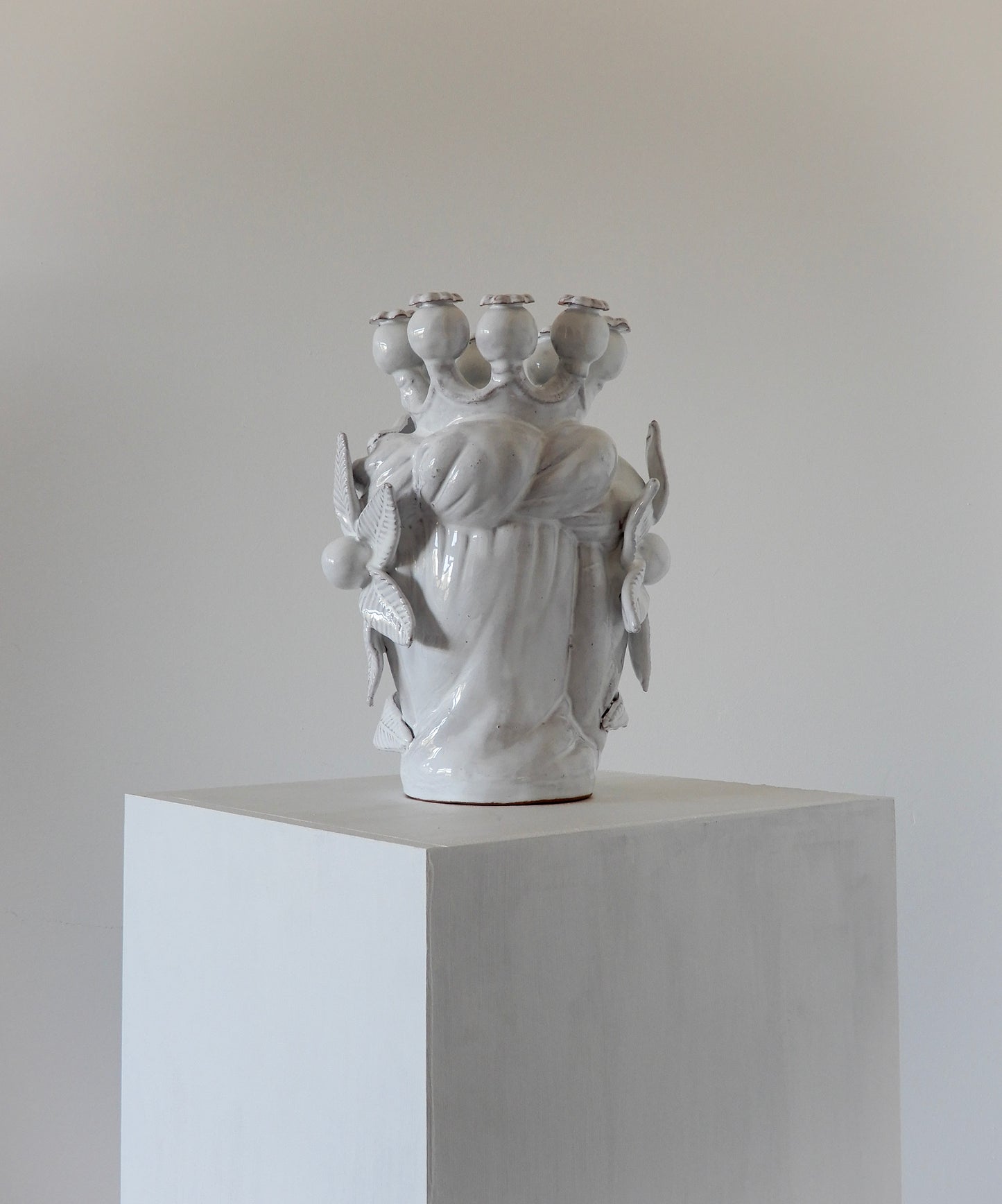 Testa Di Moro White (Large)