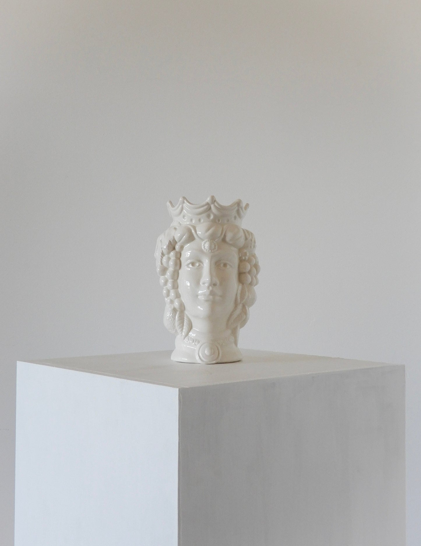 Testa Di Moro White (Small)