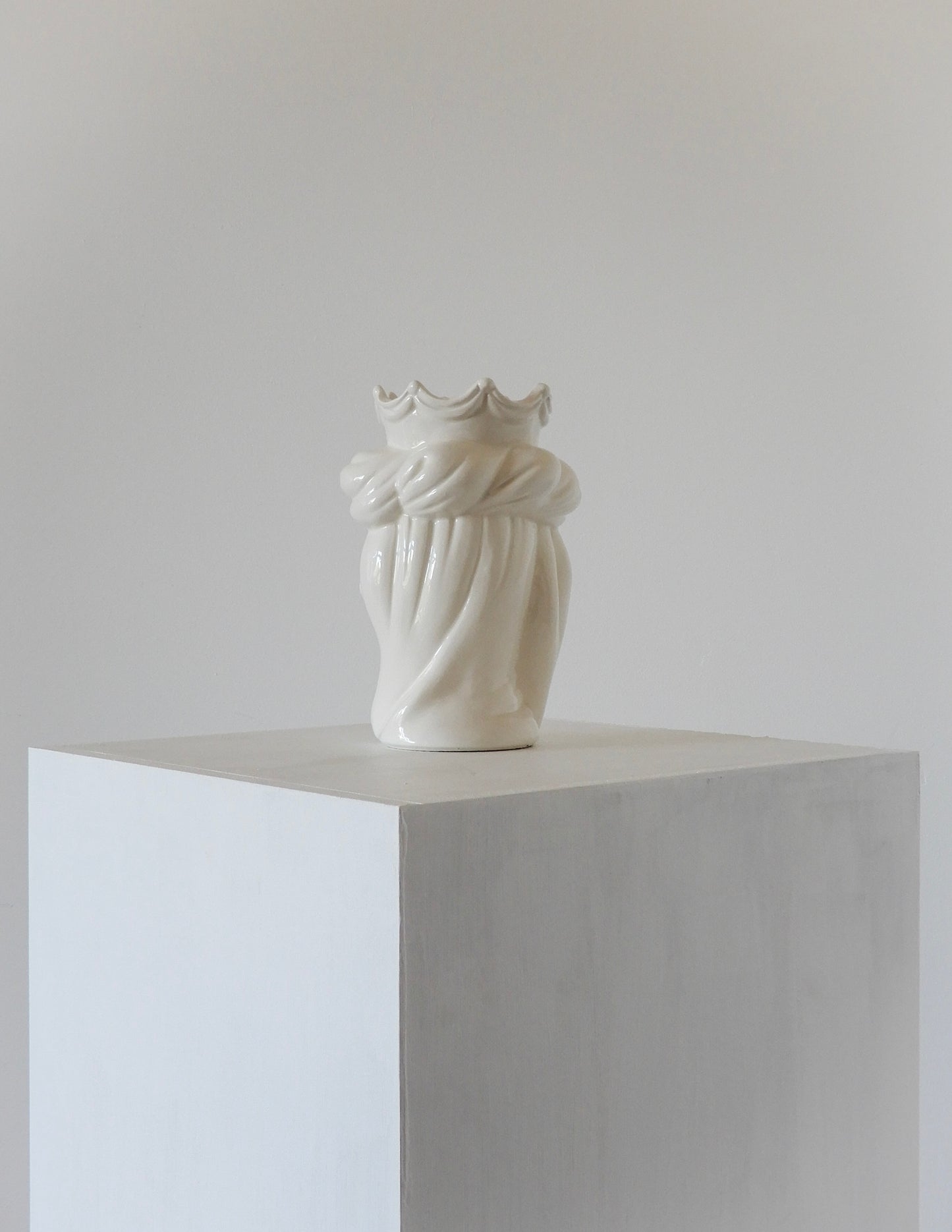 Testa Di Moro White (Small)