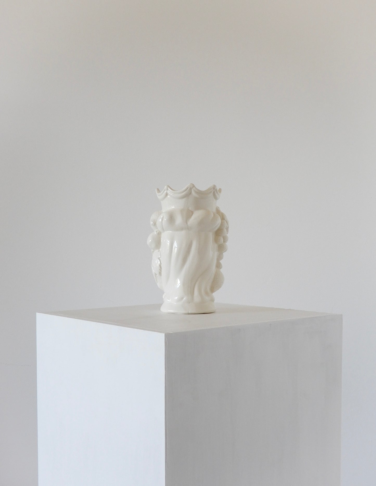 Testa Di Moro White (Small)