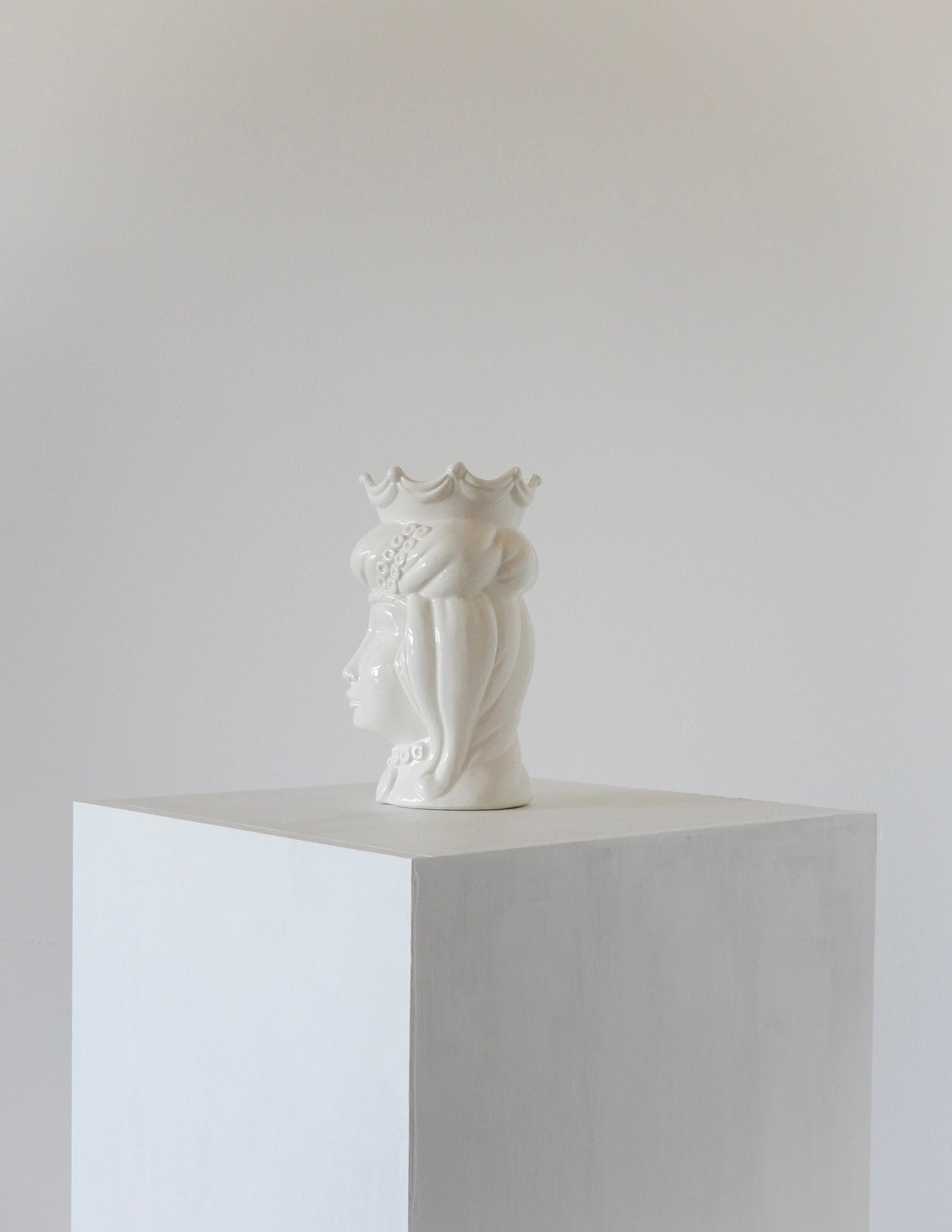 Testa Di Moro White (Small)