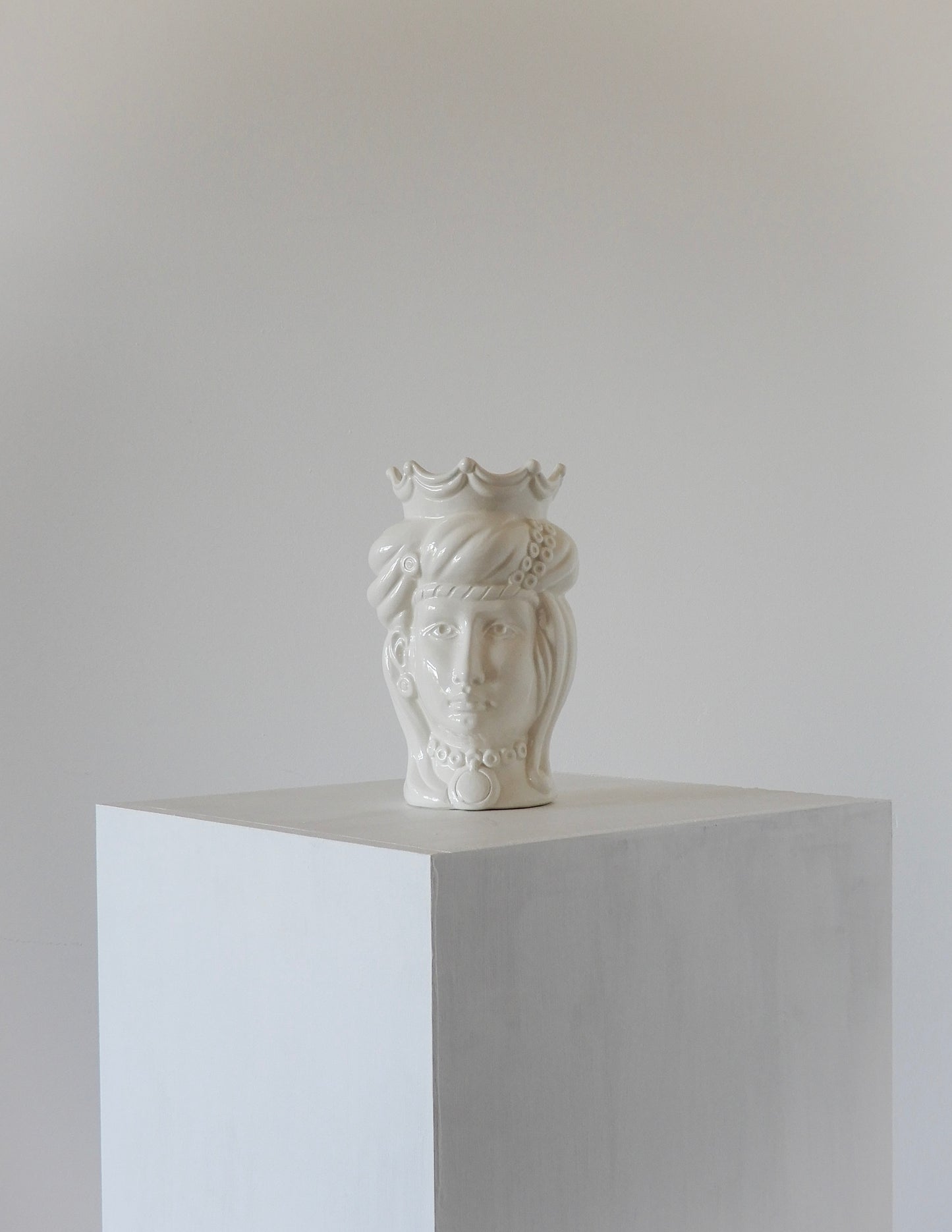 Testa Di Moro White (Small)